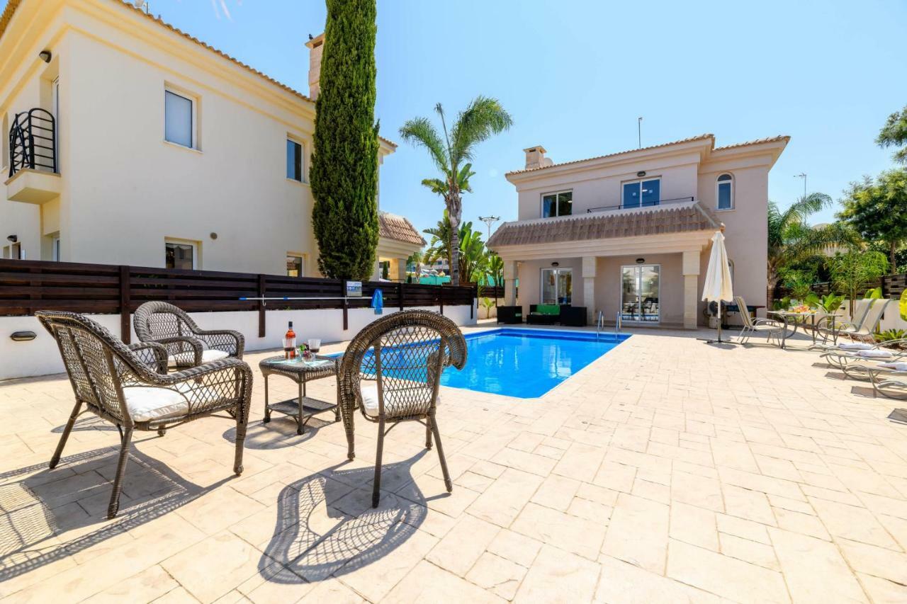 Villa Nadja Paralimni Exterior foto
